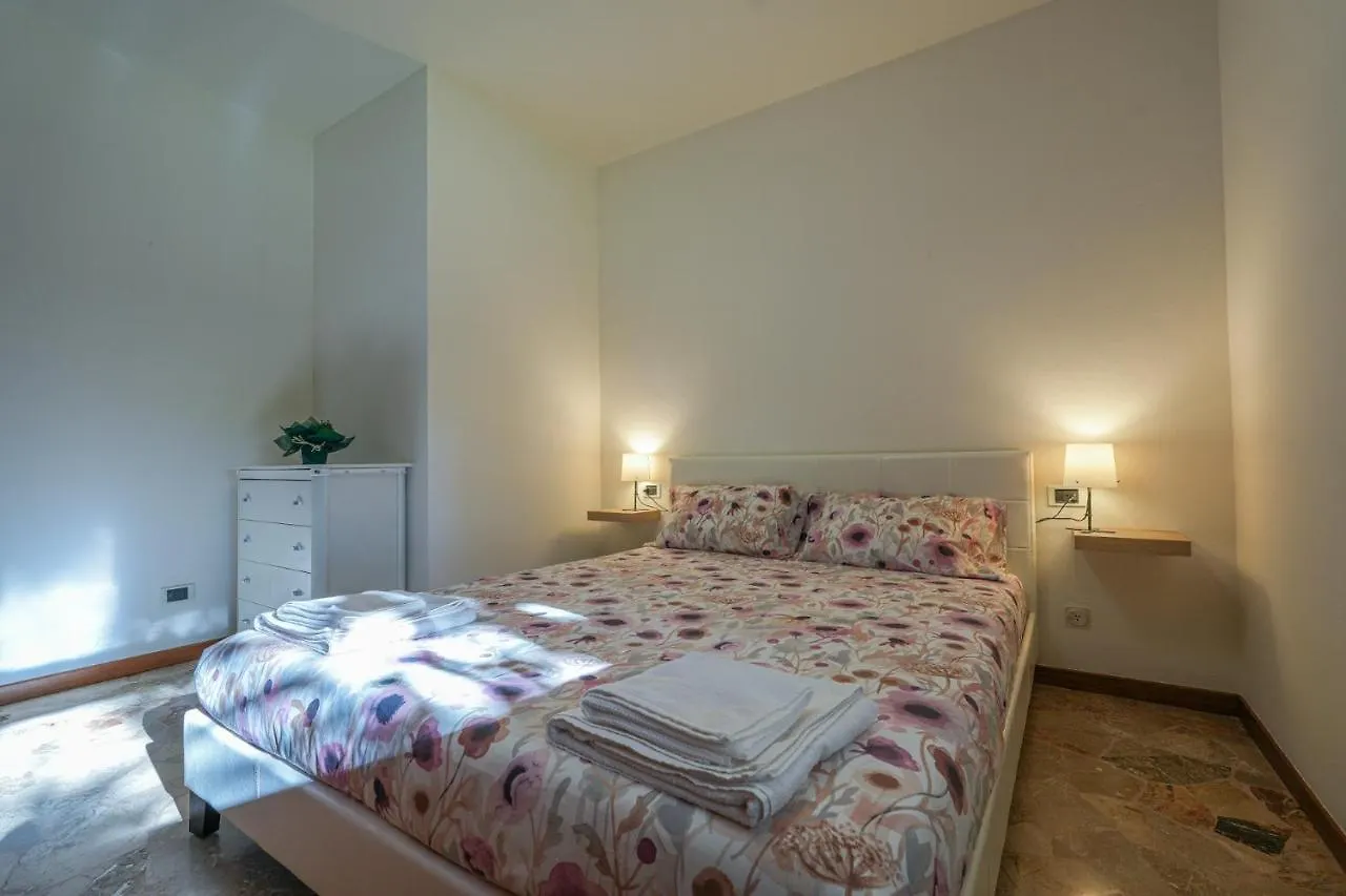 Villa La Magnolia à Calolziocorte Hébergement de vacances