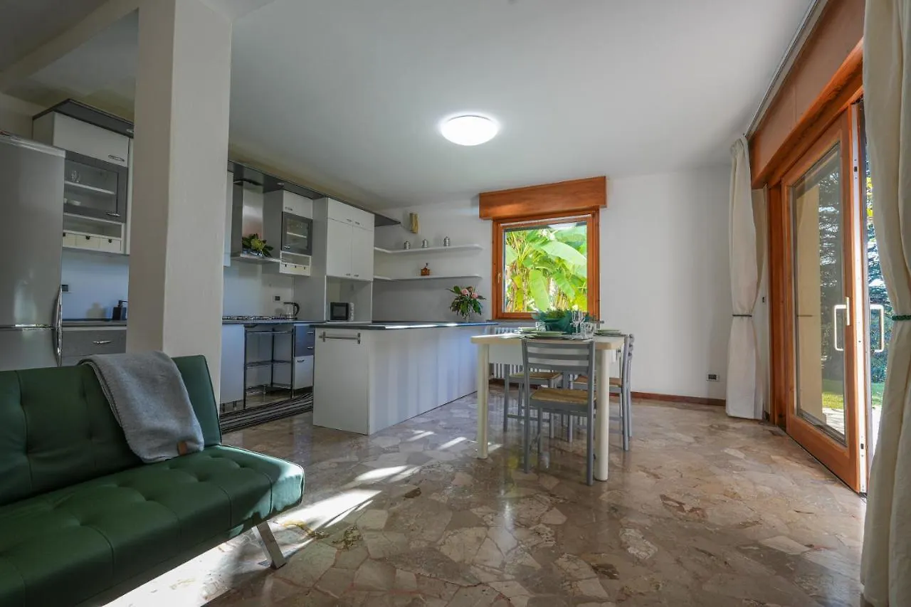 Hébergement de vacances Villa La Magnolia à Calolziocorte Italie